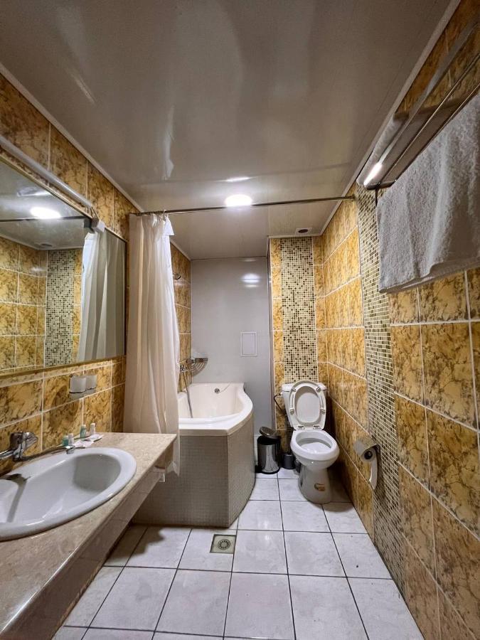 Hotel Grand Uzbegim Taszkent Zewnętrze zdjęcie