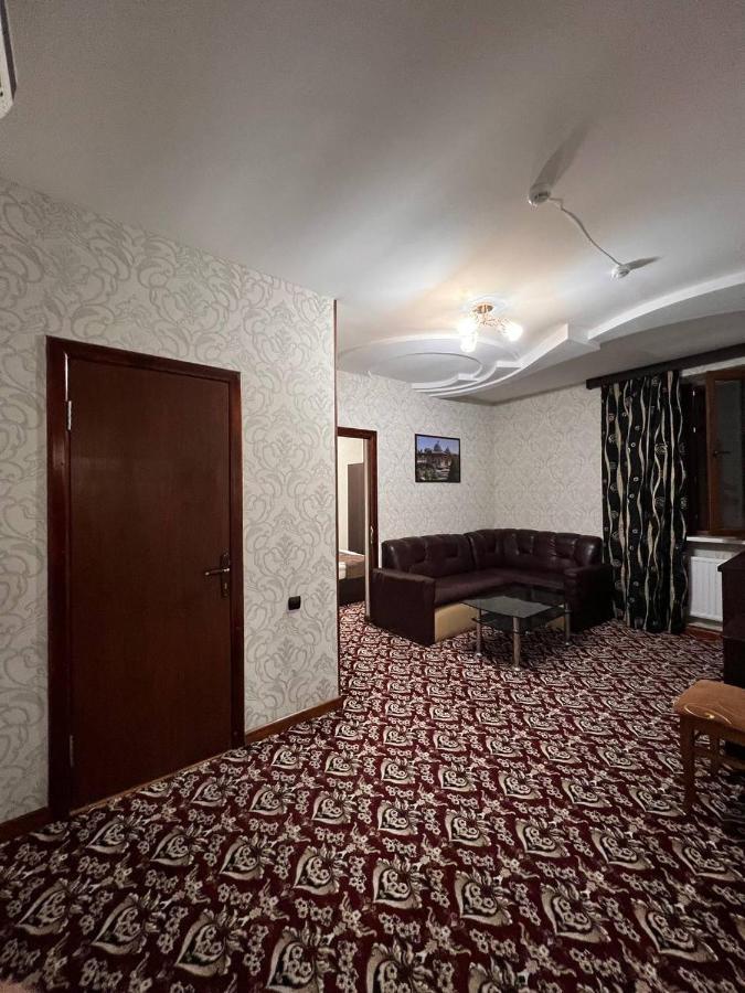 Hotel Grand Uzbegim Taszkent Zewnętrze zdjęcie